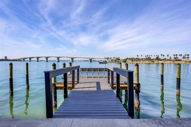 226 GOLDEN GATE POINT 32, Sarasota, FL 34236