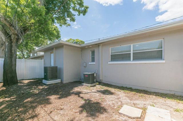 2600 52ND AVENUE N A, St Petersburg, FL 33714
