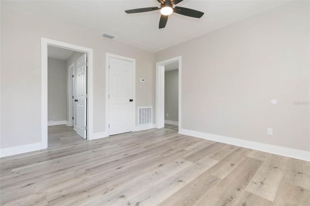 2600 52ND AVENUE N A, St Petersburg, FL 33714