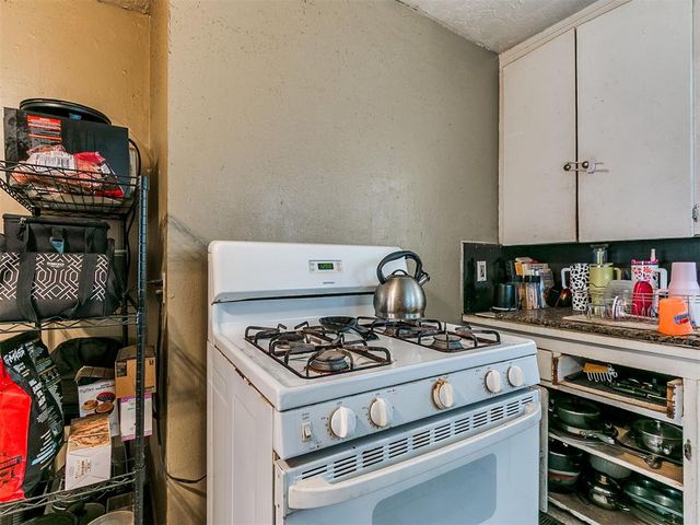 1137 Carverdale Drive, Oklahoma City, OK 73117
