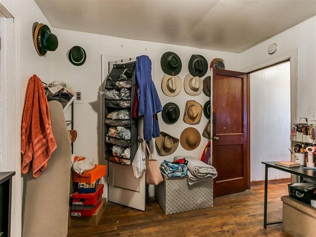 1137 Carverdale Drive, Oklahoma City, OK 73117