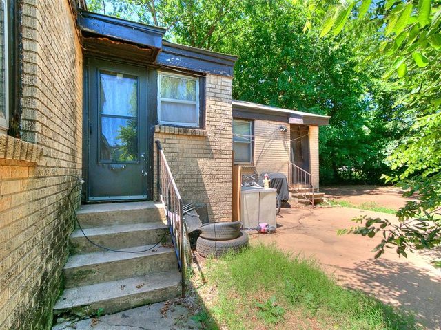 1137 Carverdale Drive, Oklahoma City, OK 73117