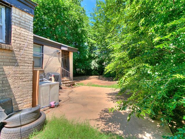 1137 Carverdale Drive, Oklahoma City, OK 73117