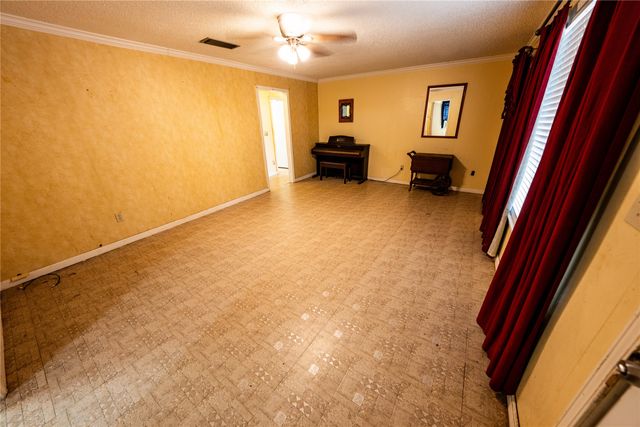 7341 Broadacres Road, Shreveport, LA 71129