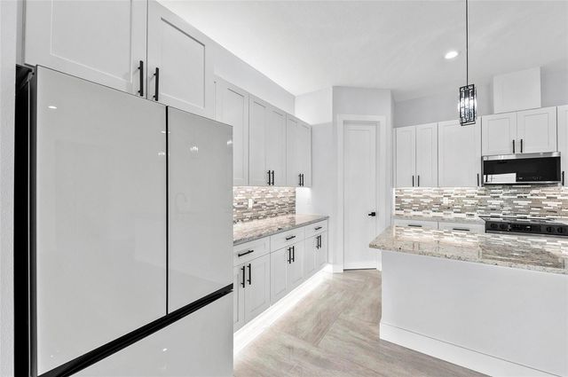 9225 RAES CREEK PLACE, Palmetto, FL 34221