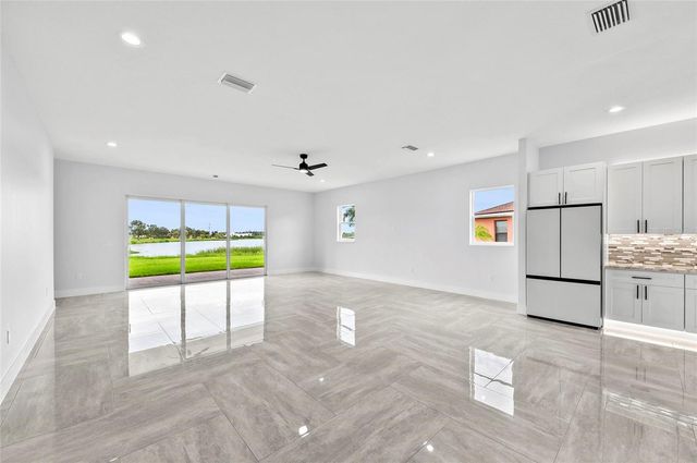 9225 RAES CREEK PLACE, Palmetto, FL 34221