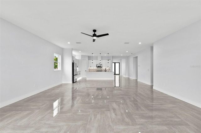 9225 RAES CREEK PLACE, Palmetto, FL 34221