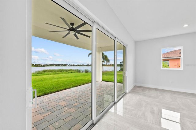 9225 RAES CREEK PLACE, Palmetto, FL 34221