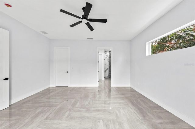 9225 RAES CREEK PLACE, Palmetto, FL 34221