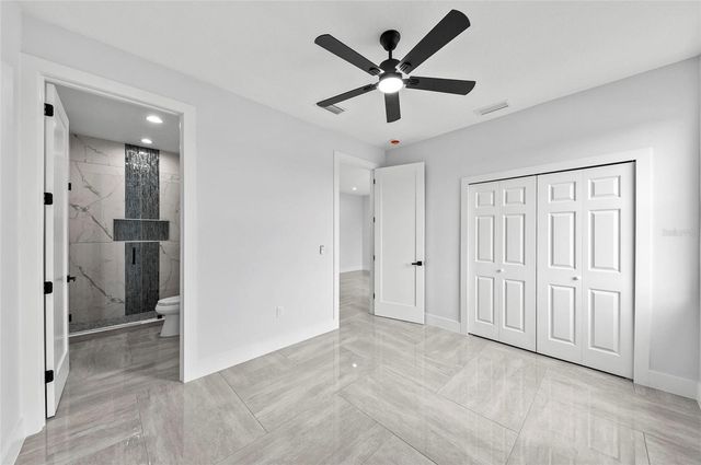 9225 RAES CREEK PLACE, Palmetto, FL 34221