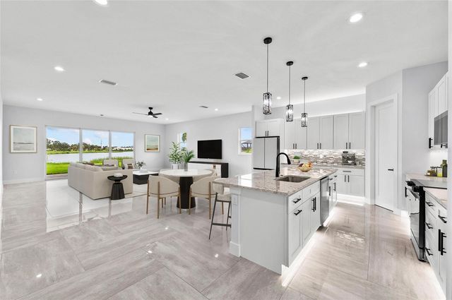 9225 RAES CREEK PLACE, Palmetto, FL 34221