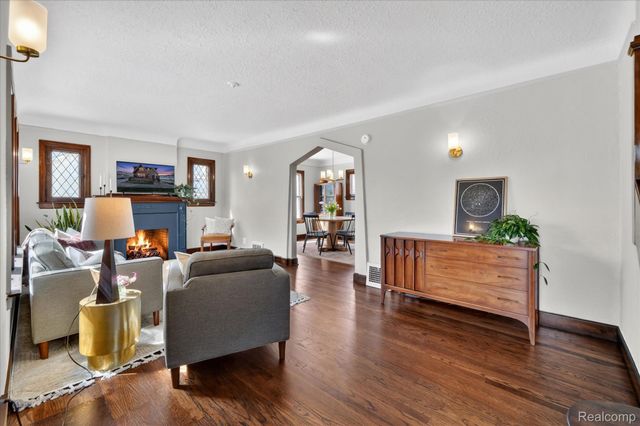 2826 3rd Street, Wyandotte, MI 48192