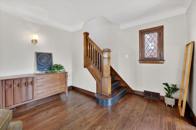 2826 3rd Street, Wyandotte, MI 48192