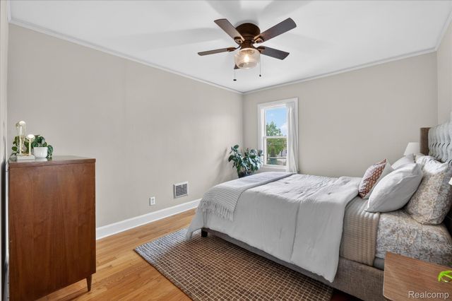 2826 3rd Street, Wyandotte, MI 48192