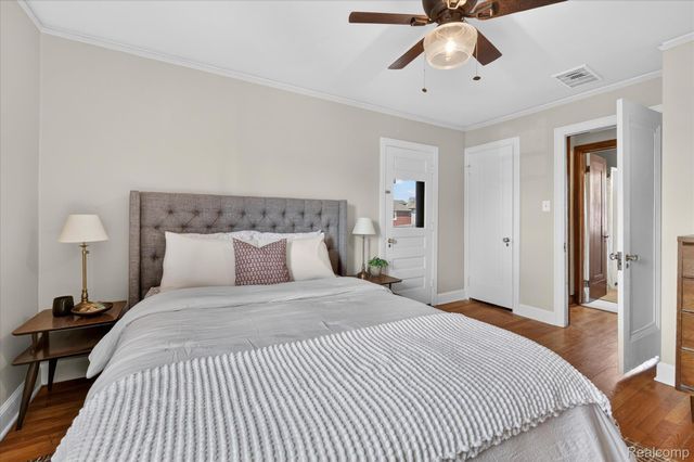 2826 3rd Street, Wyandotte, MI 48192