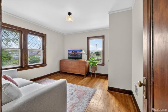 2826 3rd Street, Wyandotte, MI 48192