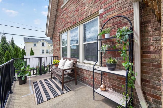 2826 3rd Street, Wyandotte, MI 48192