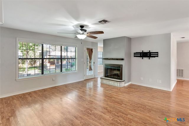 225 Kirkwall Street, Victoria, TX 77904