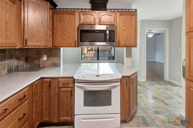 225 Kirkwall Street, Victoria, TX 77904