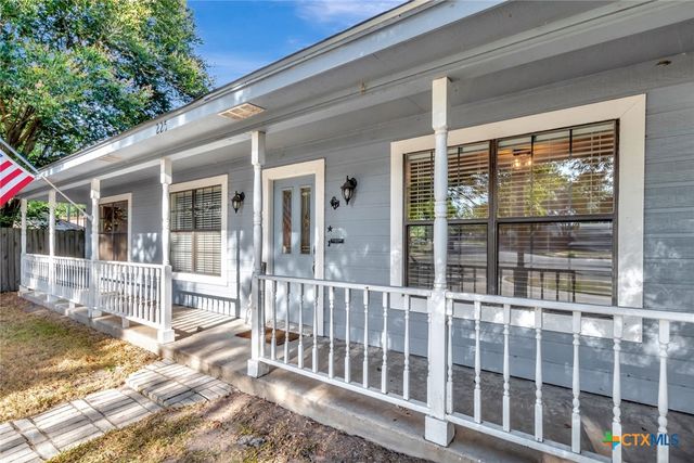 225 Kirkwall Street, Victoria, TX 77904