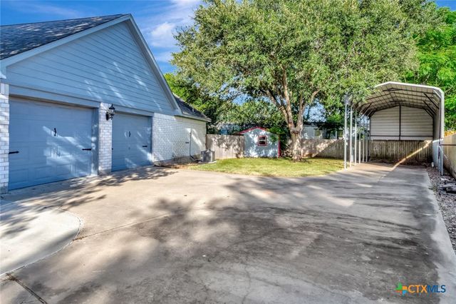 225 Kirkwall Street, Victoria, TX 77904
