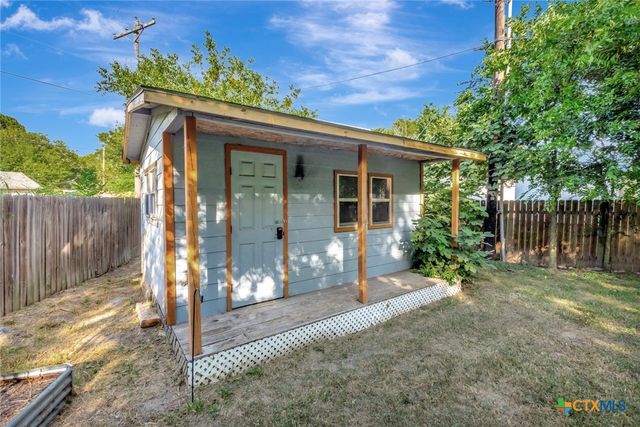 225 Kirkwall Street, Victoria, TX 77904