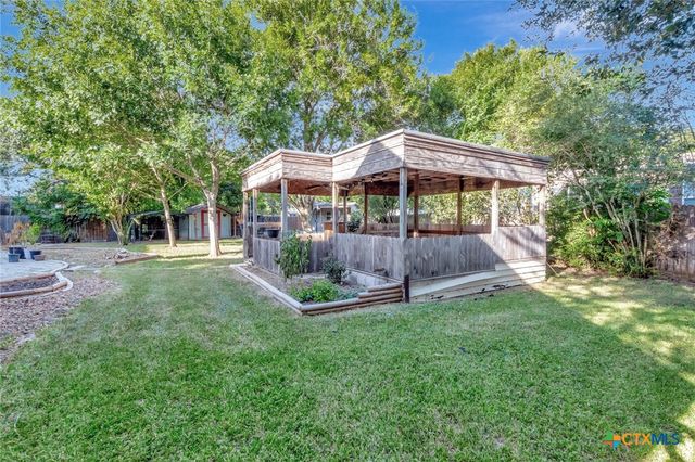 225 Kirkwall Street, Victoria, TX 77904