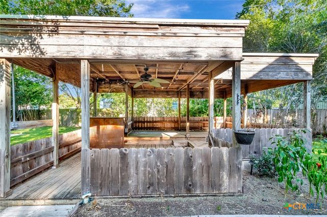 225 Kirkwall Street, Victoria, TX 77904