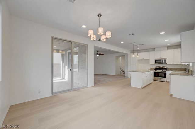 5831 Sleepy Willow Street, Las Vegas, NV 89148