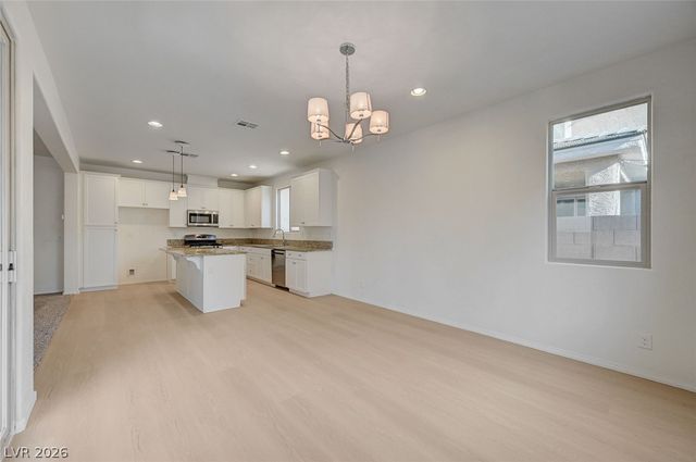 5831 Sleepy Willow Street, Las Vegas, NV 89148