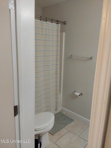 1120 A Century Oaks Drive, Gulfport, MS 39507