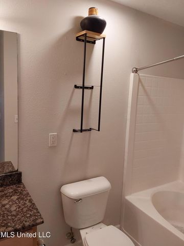 1120 A Century Oaks Drive, Gulfport, MS 39507