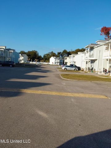 1120 A Century Oaks Drive, Gulfport, MS 39507