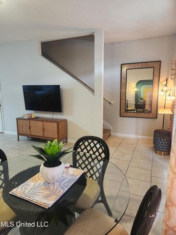 1120 A Century Oaks Drive, Gulfport, MS 39507