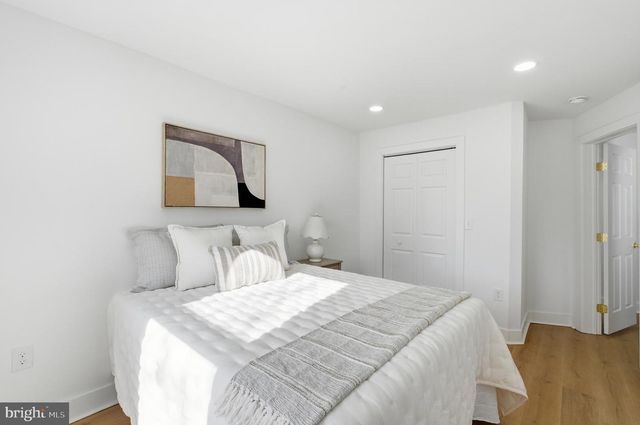 5410 NARCISSUS AVE, Baltimore, MD 21215