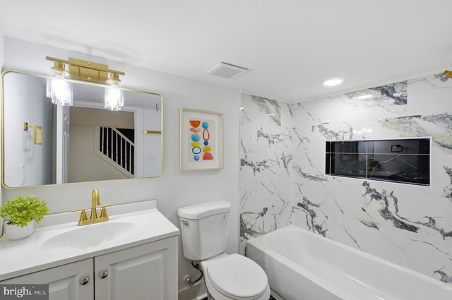 5410 NARCISSUS AVE, Baltimore, MD 21215