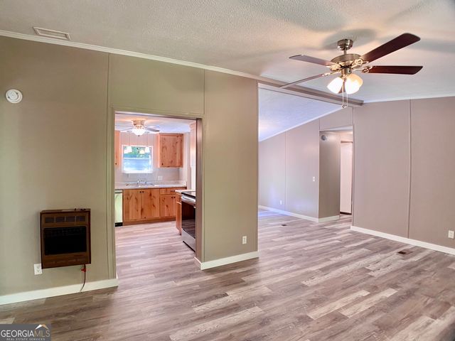 61 Berry Patch Lane, Cleveland, GA 30528