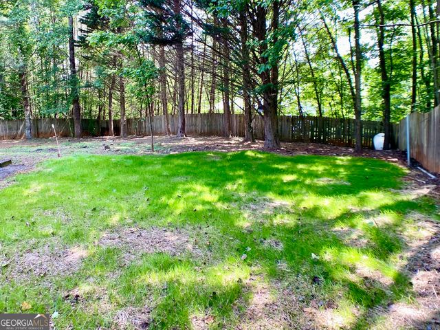 61 Berry Patch Lane, Cleveland, GA 30528
