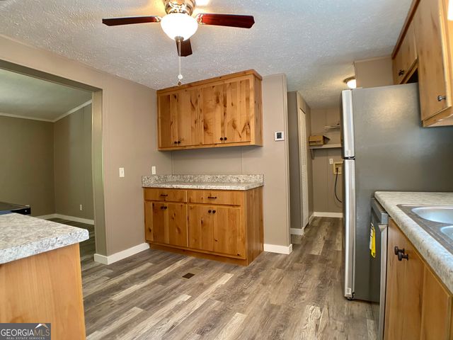 61 Berry Patch Lane, Cleveland, GA 30528