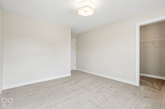 6762 Hidden Meadow Pass, Mccordsville, IN 46055