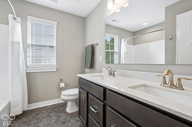 6762 Hidden Meadow Pass, Mccordsville, IN 46055