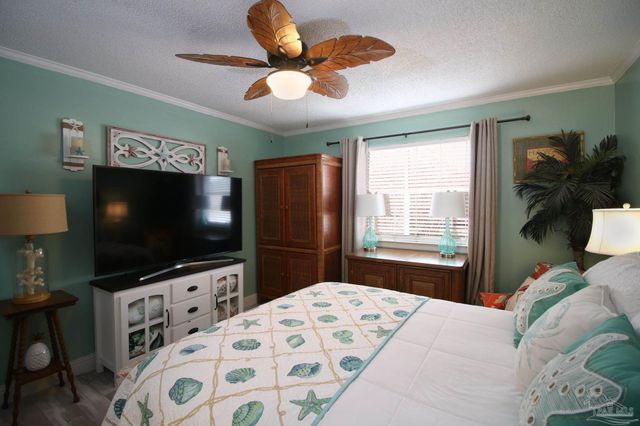 1200 Shoreline Dr 403, Gulf Breeze, FL 32561