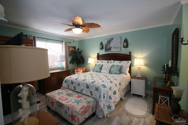 1200 Shoreline Dr 403, Gulf Breeze, FL 32561