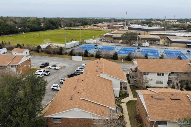 1200 Shoreline Dr 403, Gulf Breeze, FL 32561