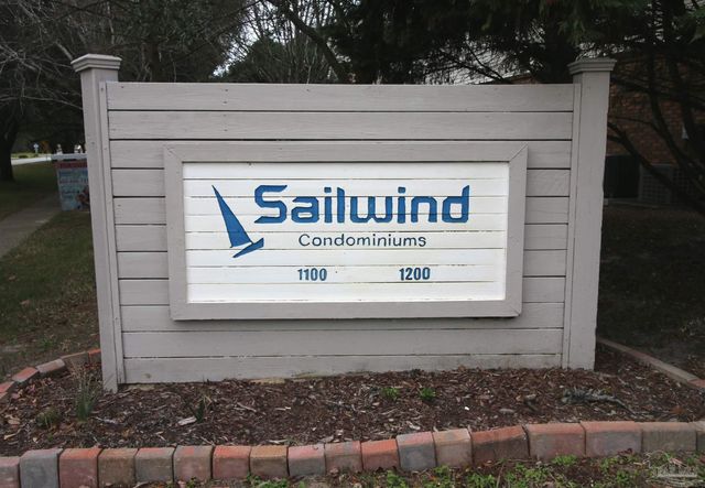 1200 Shoreline Dr 403, Gulf Breeze, FL 32561