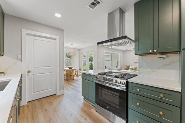 2306 Eaglerock Drive, Houston, TX 77080