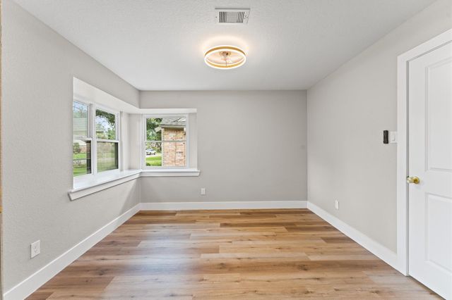 2306 Eaglerock Drive, Houston, TX 77080