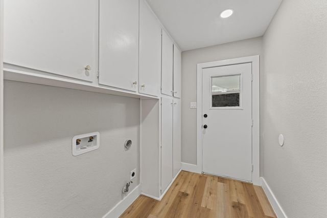 2306 Eaglerock Drive, Houston, TX 77080