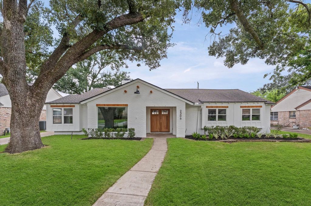 2306 Eaglerock Drive, Houston, TX 77080
