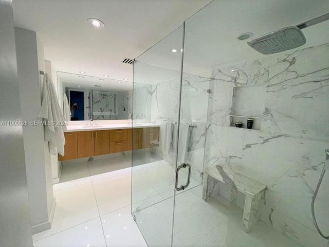 1111 Crandon Blvd A801, Key Biscayne, FL 33149